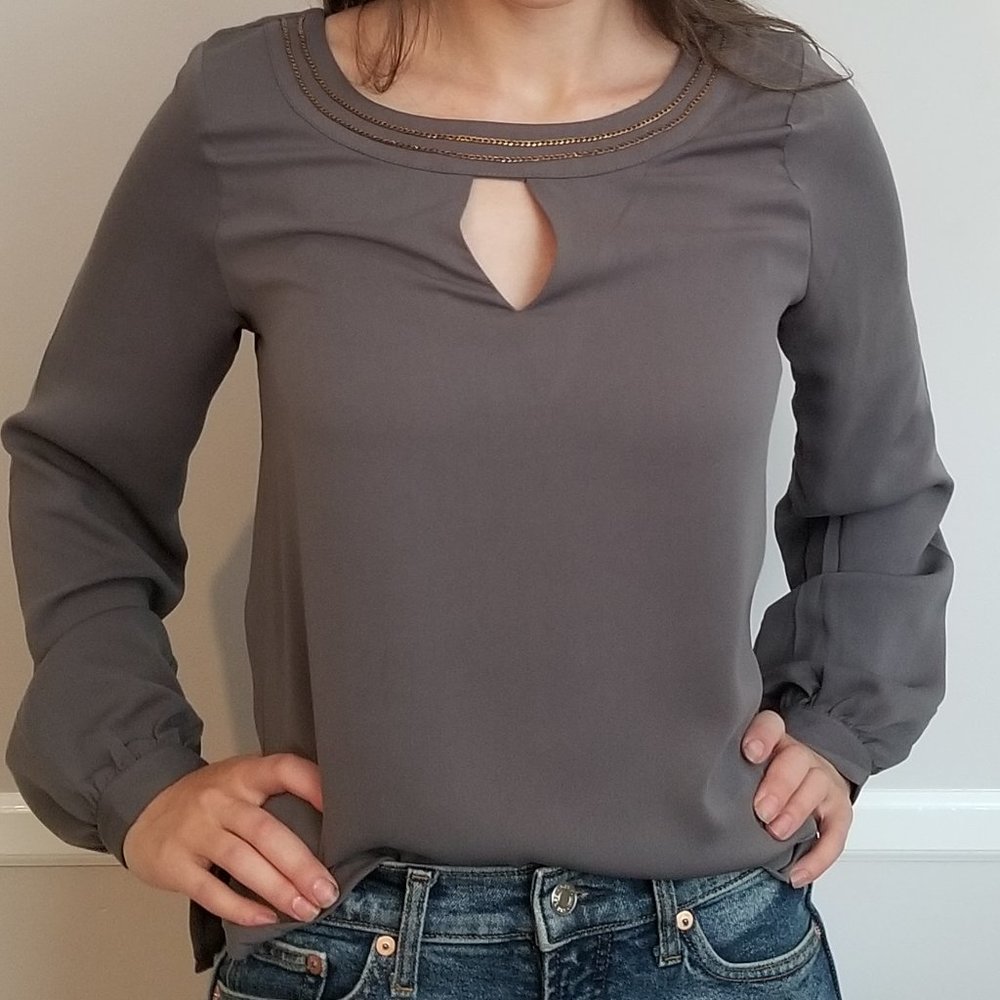 Naked Zebra Gray Blouse w/ Metal Chain Neck Detail